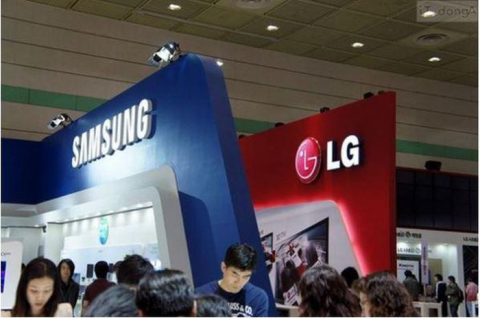 In the area of producing electric vehicle components, Samsung and LG compete against one another, starting a compelling conflict.