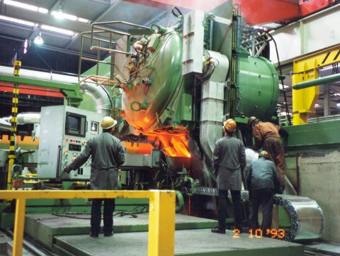 Vacuum Metallurgy - Vacuum Induction Melting and Degassing